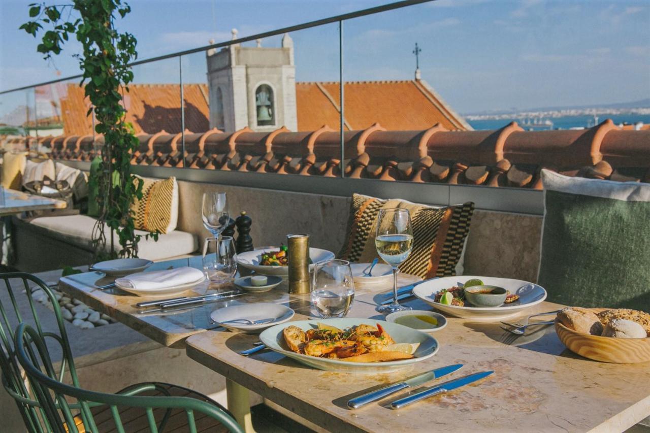 The Lumiares Hotel & Spa - Small Luxury Hotels Of The World Lisbona Esterno foto Rooftop restaurant