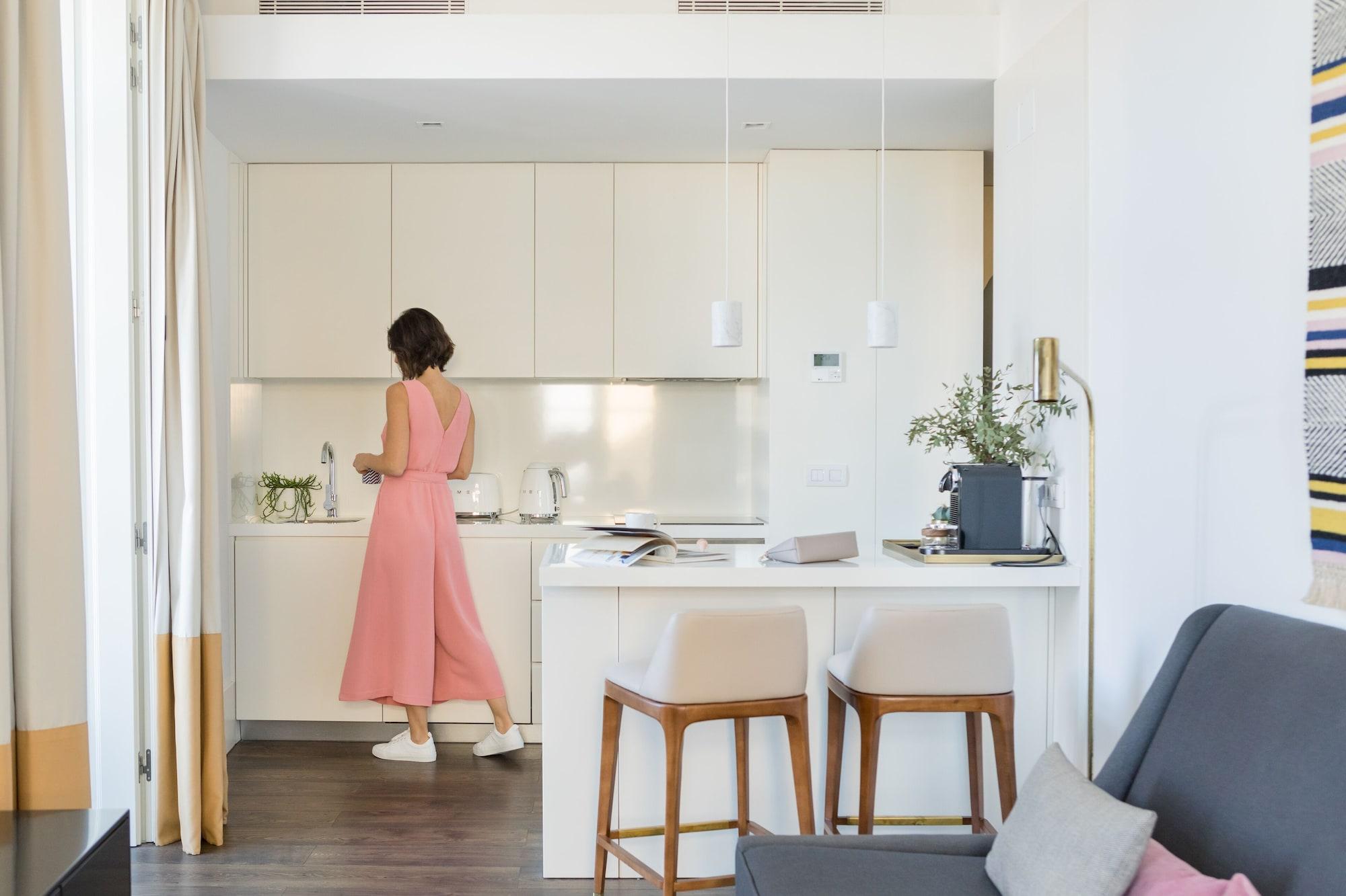 The Lumiares Hotel & Spa - Small Luxury Hotels Of The World Lisbona Esterno foto A kitchen in a typical apartment