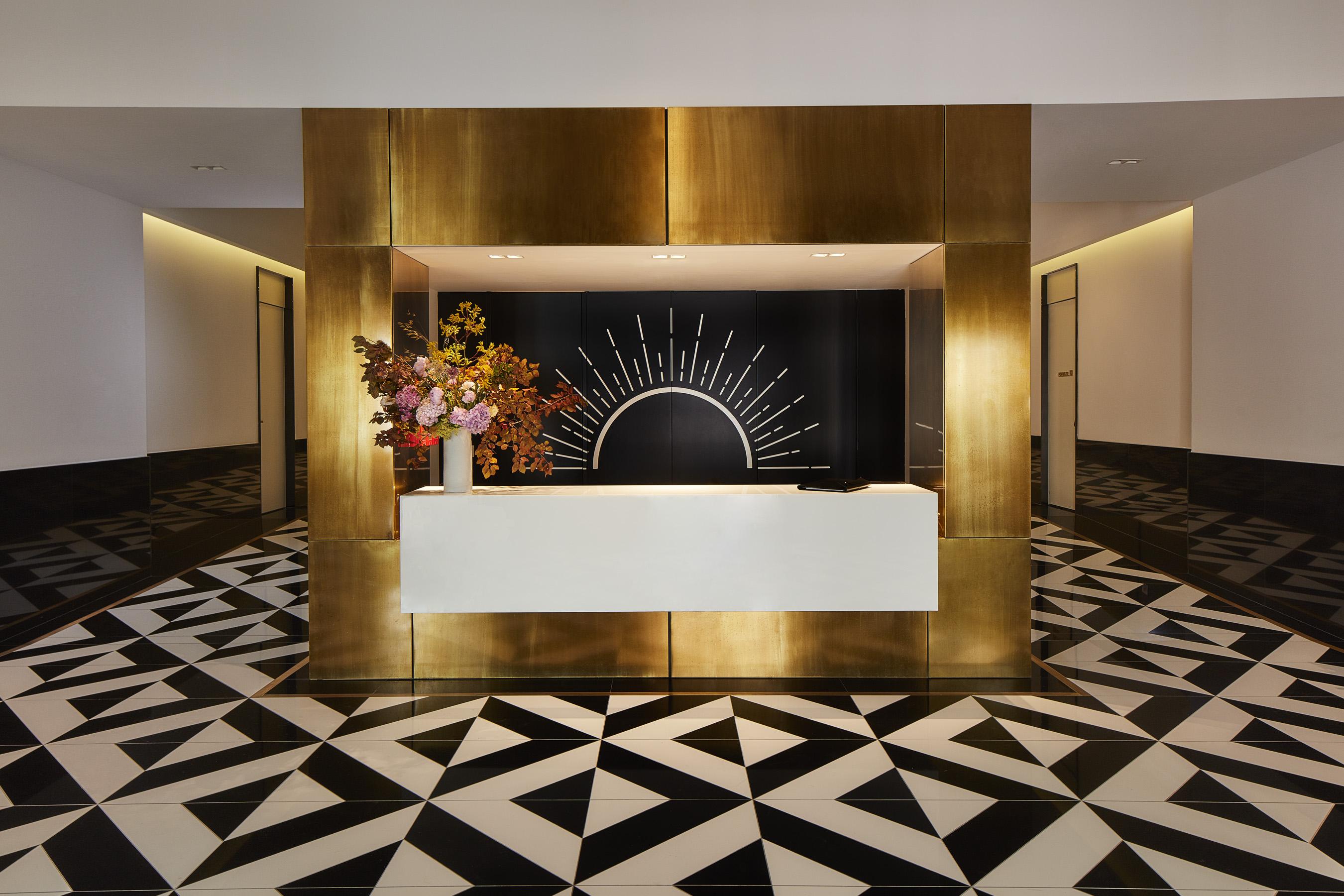 The Lumiares Hotel & Spa - Small Luxury Hotels Of The World Lisbona Esterno foto The lobby of the Standard London