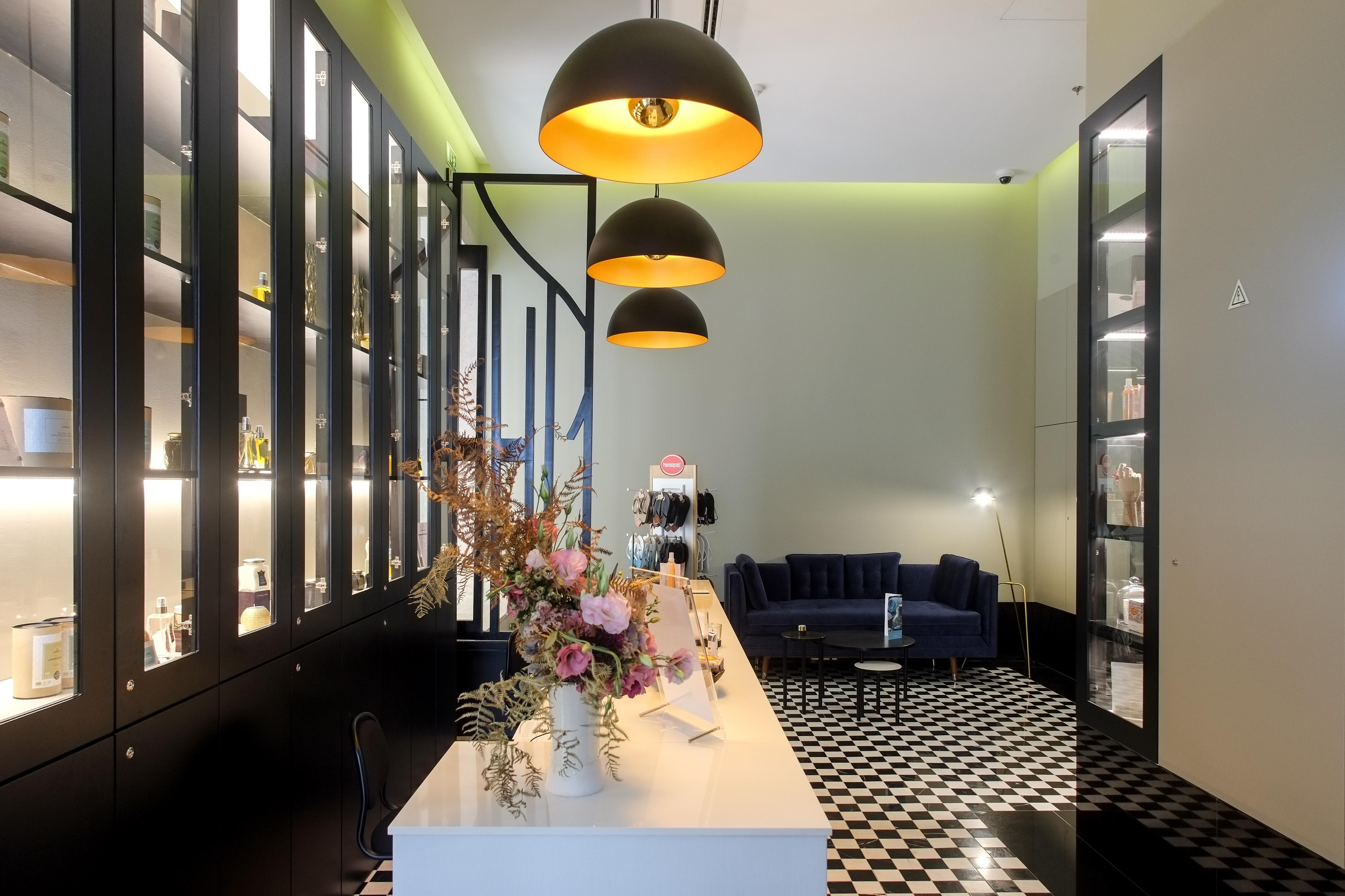 The Lumiares Hotel & Spa - Small Luxury Hotels Of The World Lisbona Esterno foto The interior of the store