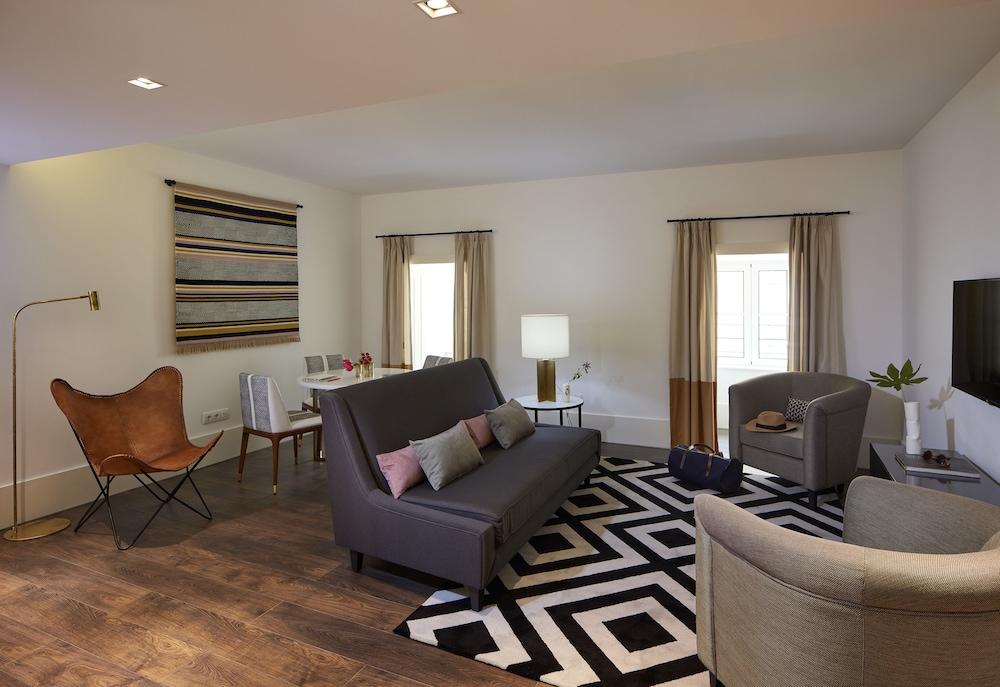 The Lumiares Hotel & Spa - Small Luxury Hotels Of The World Lisbona Esterno foto A staged living room