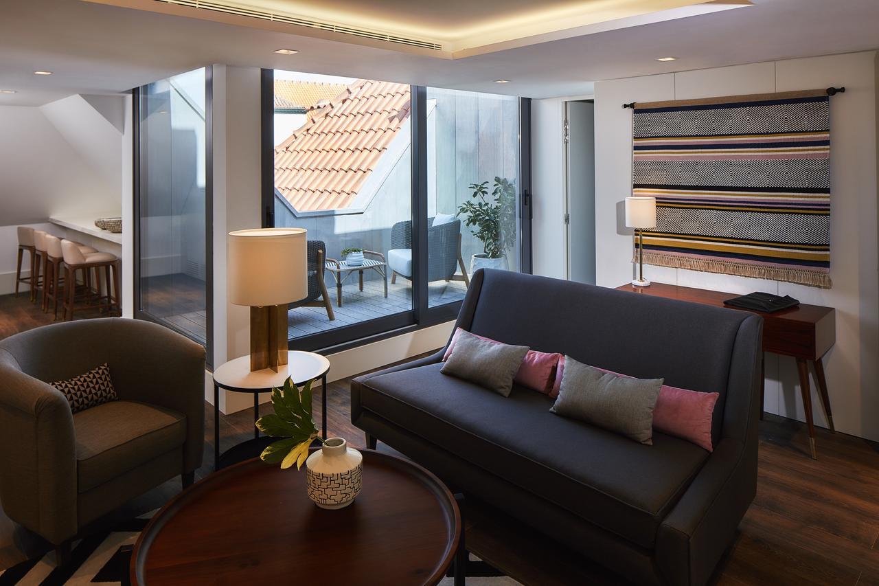 The Lumiares Hotel & Spa - Small Luxury Hotels Of The World Lisbona Esterno foto The interior of the new lounge